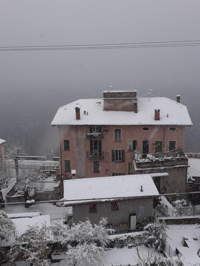 B&B-Foresteria Casa Della Musica Lake Como マンデッロ・デル・ラーリオ エクステリア 写真