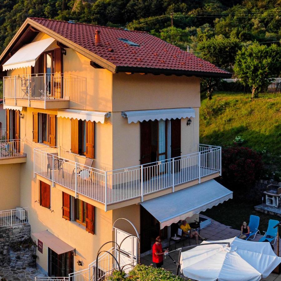 B&B-Foresteria Casa Della Musica Lake Como マンデッロ・デル・ラーリオ エクステリア 写真
