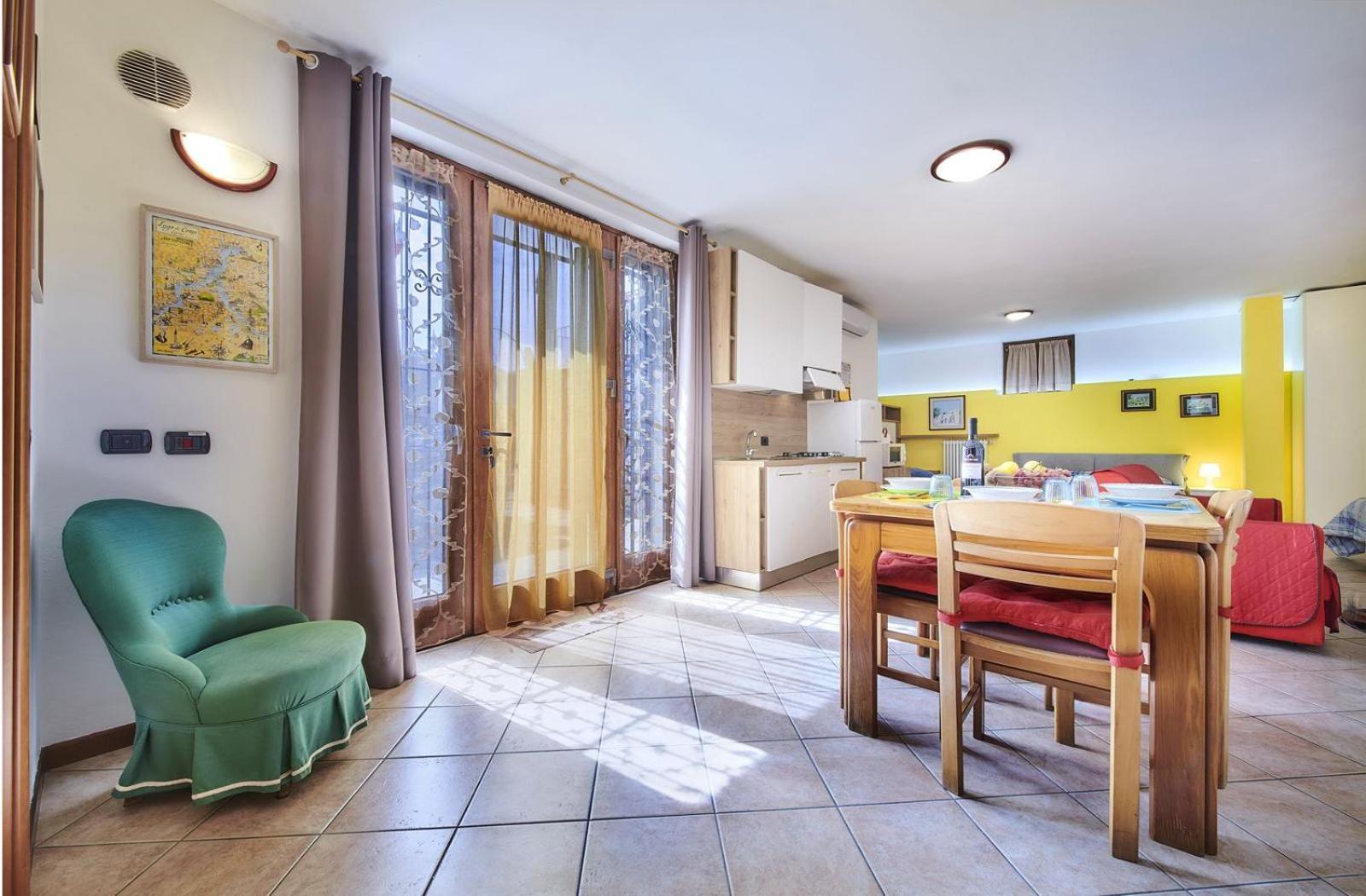 B&B-Foresteria Casa Della Musica Lake Como マンデッロ・デル・ラーリオ 部屋 写真