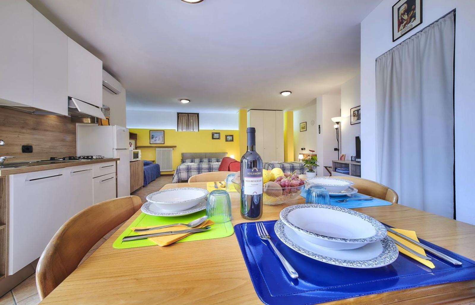 B&B-Foresteria Casa Della Musica Lake Como マンデッロ・デル・ラーリオ 部屋 写真