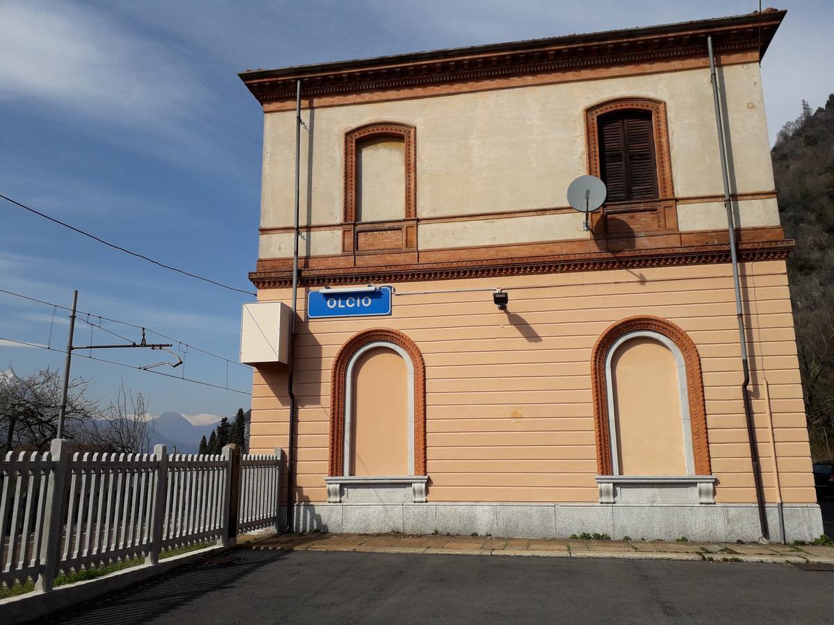 B&B-Foresteria Casa Della Musica Lake Como マンデッロ・デル・ラーリオ エクステリア 写真